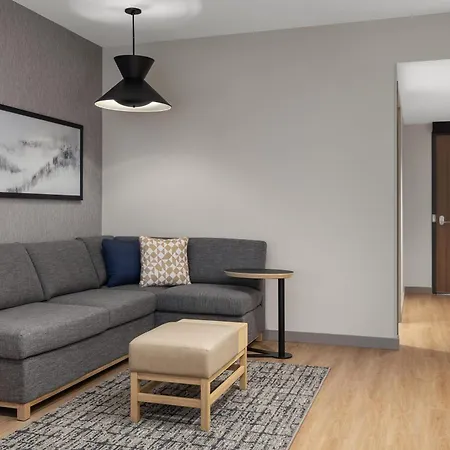 Hyatt Place Toronto Airport-2